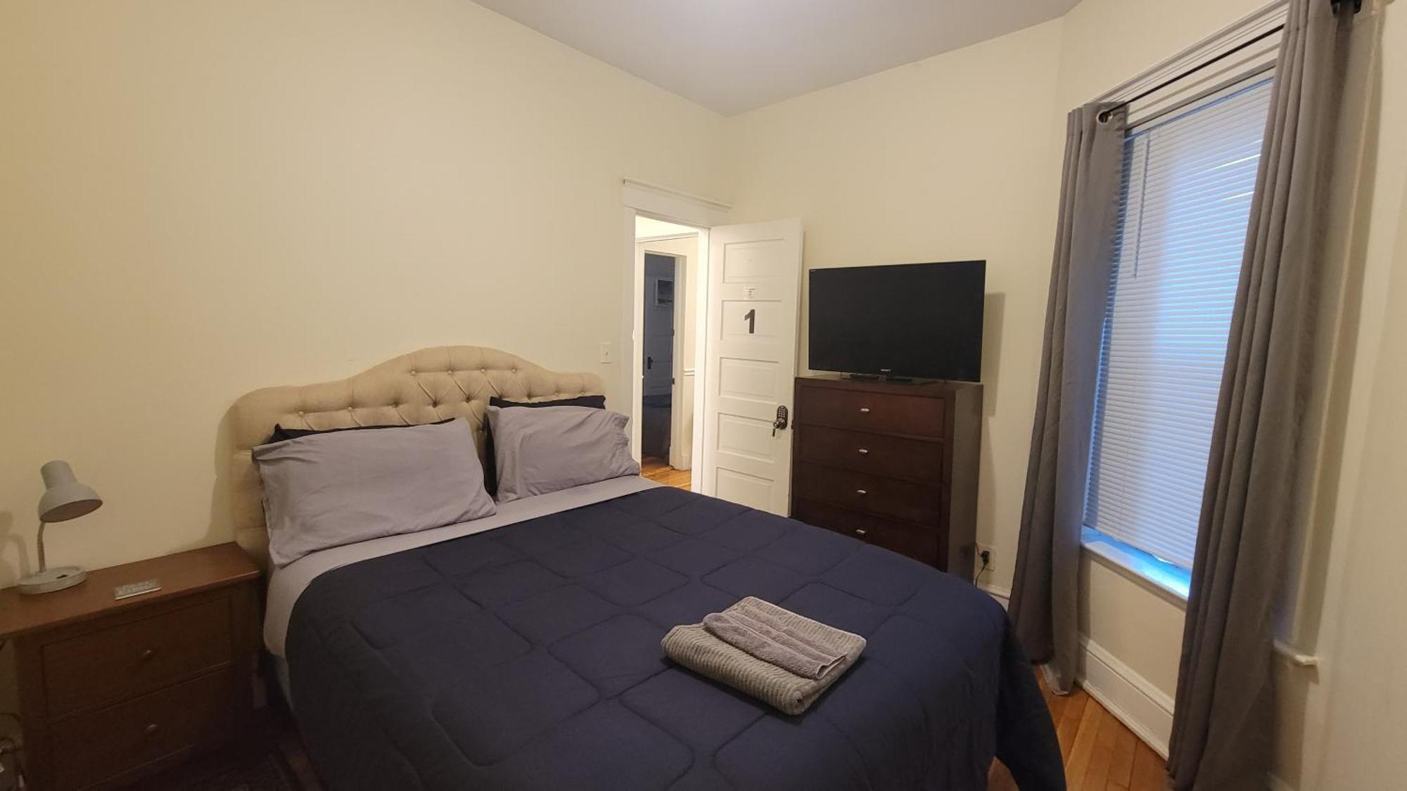 Chateau De Woodlawn - Room I - La Tour Eiffel Chicago Bagian luar foto